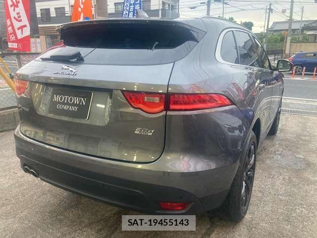 Jaguar F-PACE 2017-09 7454999-24