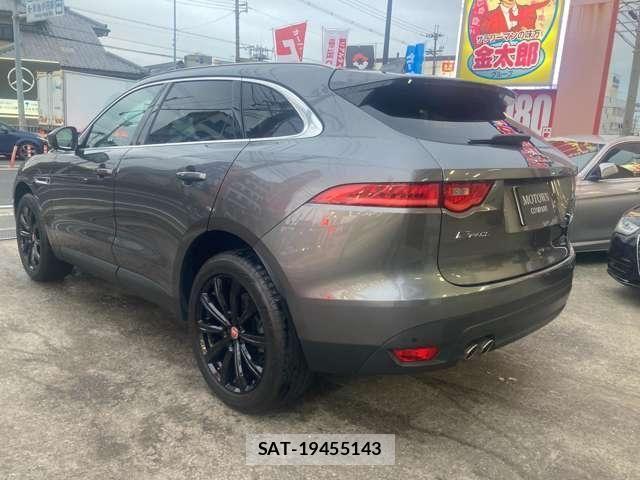Jaguar F-PACE 2017-09 7454999-27