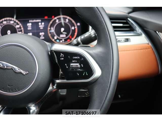Jaguar F-PACE 2024-04 7500996-17
