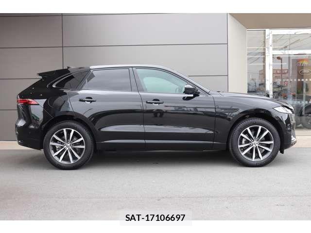 Jaguar F-PACE 2024-04 7500996-3