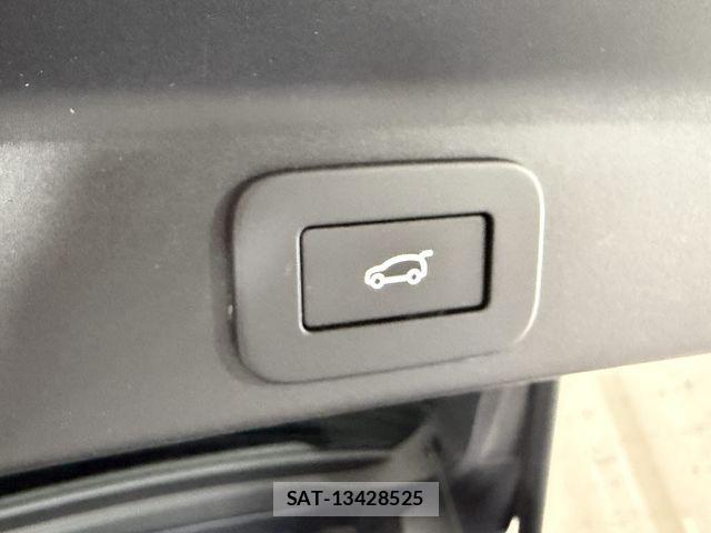 Jaguar F-PACE 2024-01 7500997-13