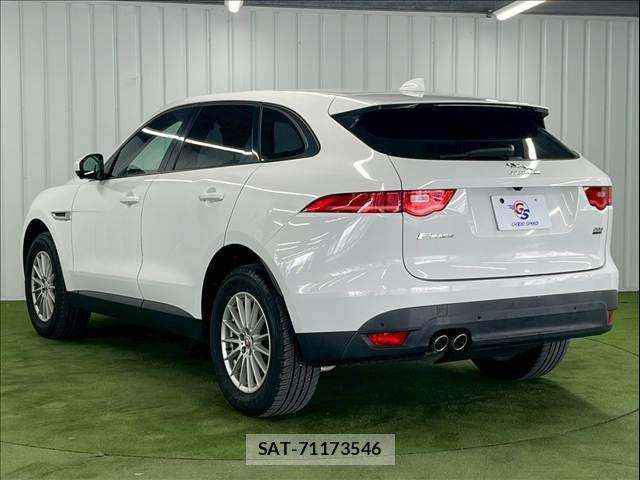 Jaguar F-PACE 2018-06 7724365-16