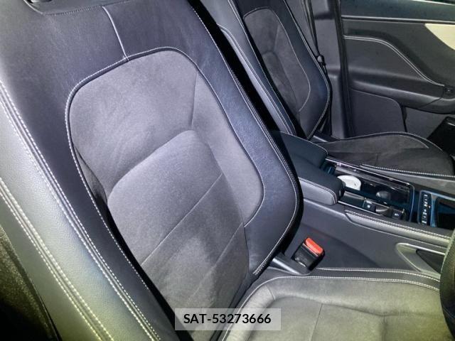 Jaguar F-PACE 2020-03 7876994-10