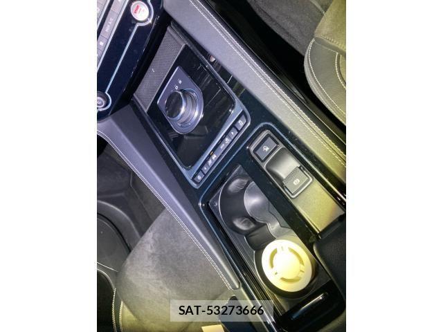 Jaguar F-PACE 2020-03 7876994-18