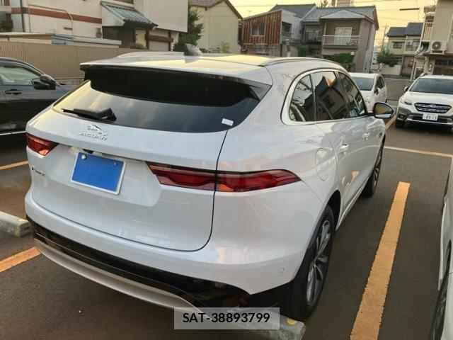 Jaguar F-PACE 2021-03 7902760-13