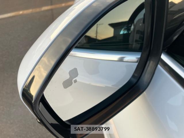 Jaguar F-PACE 2021-03 7902760-18