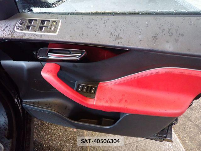Jaguar F-PACE 2016-10 7962136-18