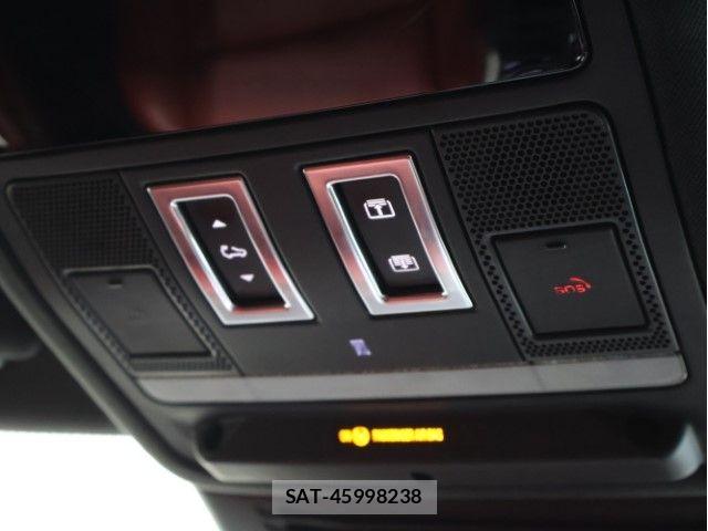 Jaguar F-PACE 2022-05 7979557-19