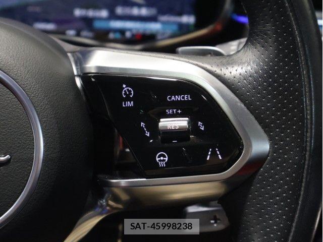 Jaguar F-PACE 2022-05 7979557-22