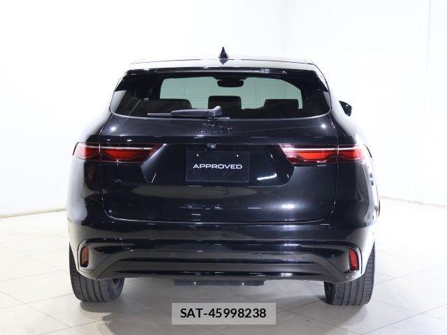 Jaguar F-PACE 2022-05 7979557-6