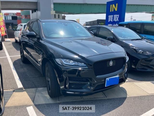 Jaguar F-PACE 2018-02 8099768-1
