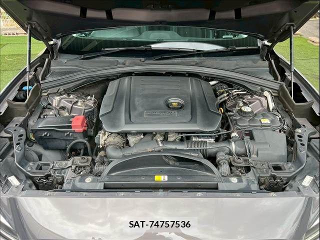 Jaguar F-PACE 2017-03 8336294-13