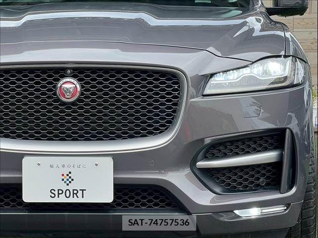 Jaguar F-PACE 2017-03 8336294-19