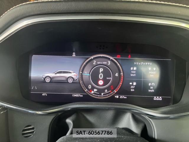 Jaguar F-PACE 2021-04 8336293-17
