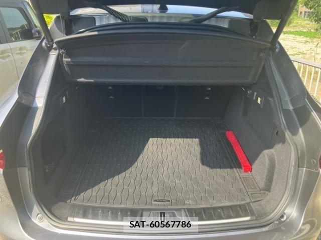 Jaguar F-PACE 2021-04 8336293-8