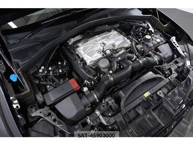 Jaguar F-PACE 2022-12 8336292-13