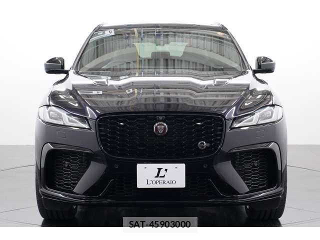 Jaguar F-PACE 2022-12 8336292-16