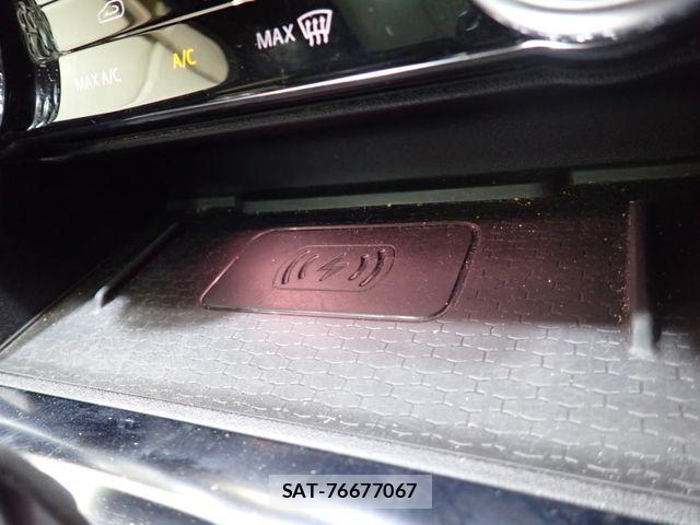 Jaguar F-PACE 2024-04 8336290-17