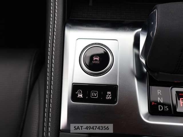 Jaguar F-PACE 2025-03 8354722-3