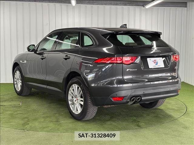 Jaguar F-PACE 2018-09 8485524-16