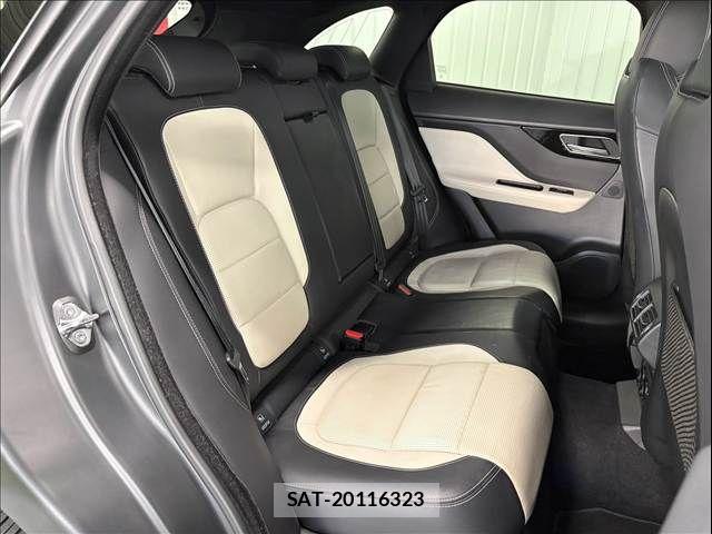 Jaguar F-PACE 2017-08 8627220-11
