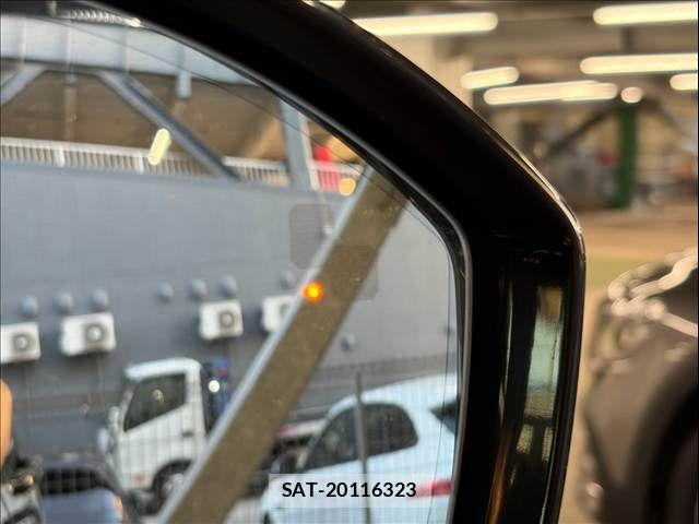 Jaguar F-PACE 2017-08 8627220-7