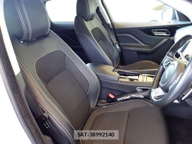 Jaguar F-PACE 2018-09 8666291-21
