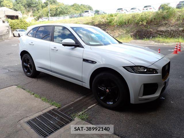 Jaguar F-PACE 2018-09 8666291-3