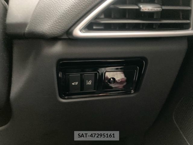 Jaguar F-PACE 2017-06 8742858-18