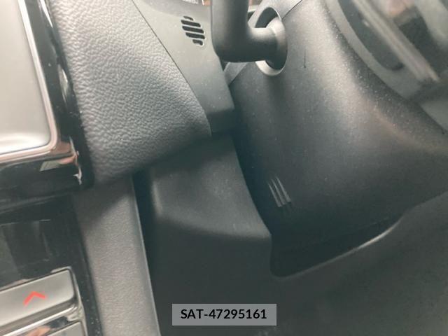 Jaguar F-PACE 2017-06 8742858-19