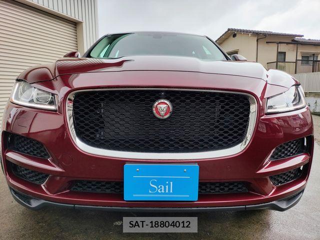 Jaguar F-PACE 2016-11 8829587-25