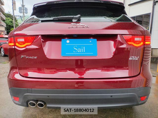 Jaguar F-PACE 2016-11 8829587-28