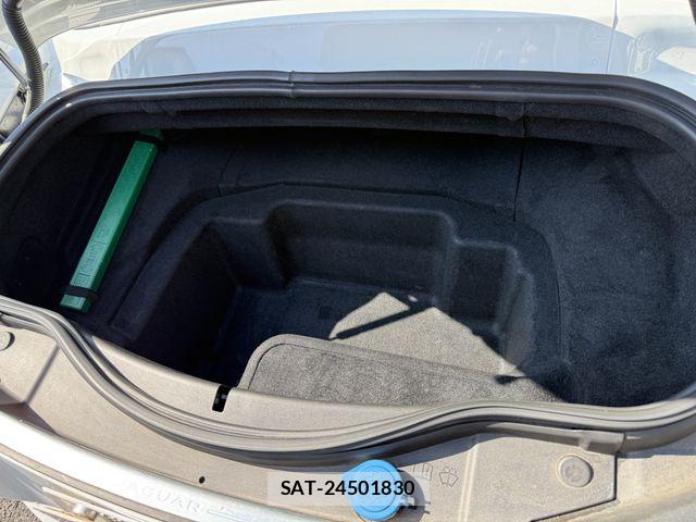 Jaguar F-TYPE 2018-09 8366418-11