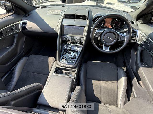 Jaguar F-TYPE 2018-09 8366418-12