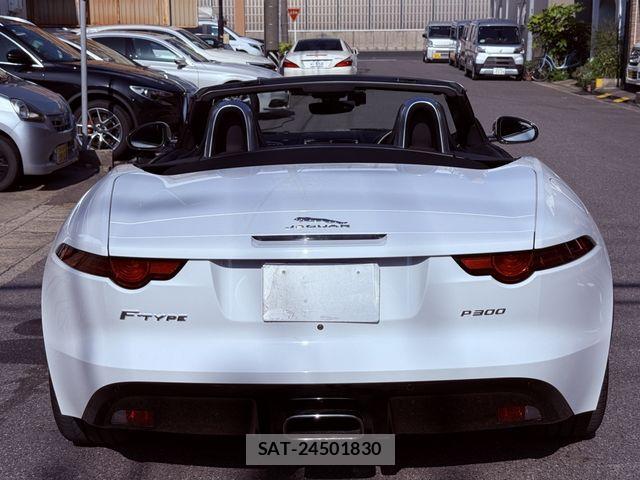 Jaguar F-TYPE 2018-09 8366418-4