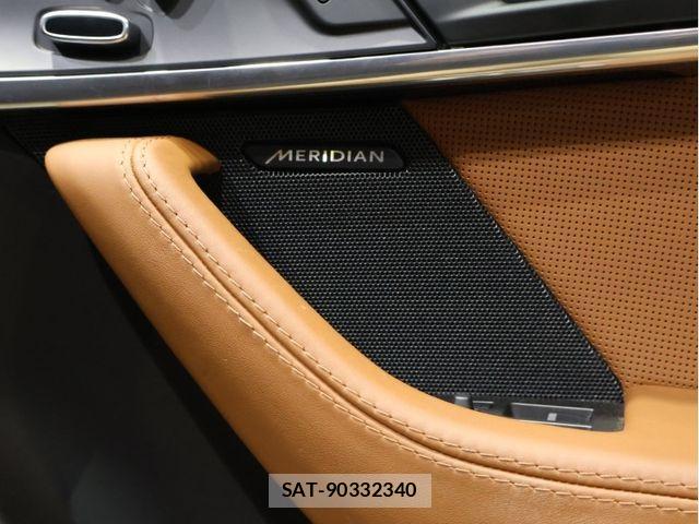 Jaguar F-TYPE 2021-02 901840-13