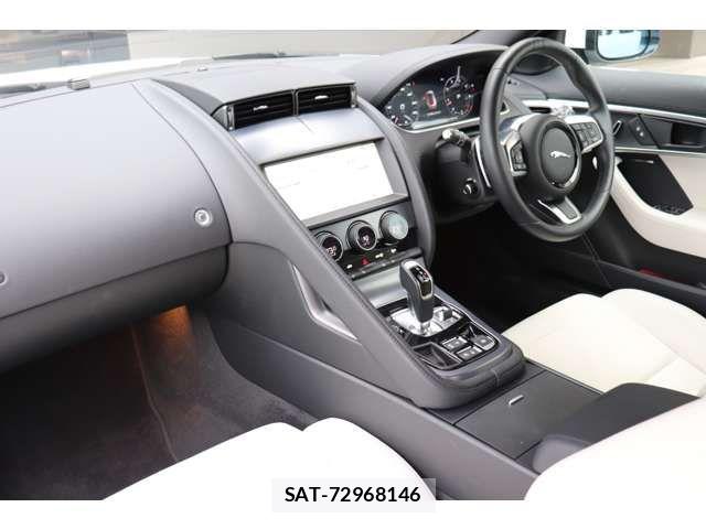 Jaguar F-TYPE 2021-07 7500999-15