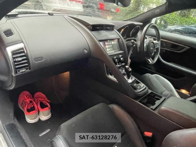 Jaguar F-TYPE 2019-12 7876995-11