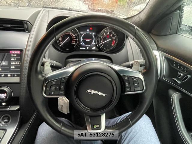 Jaguar F-TYPE 2019-12 7876995-19