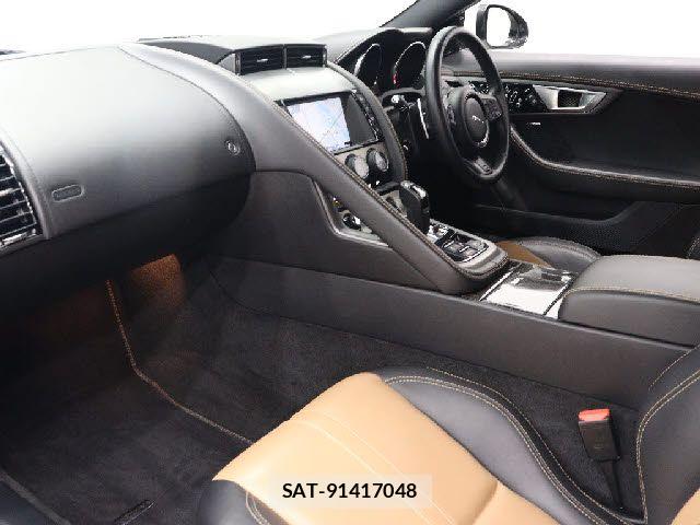Jaguar F-TYPE 2017-04 8528546-15