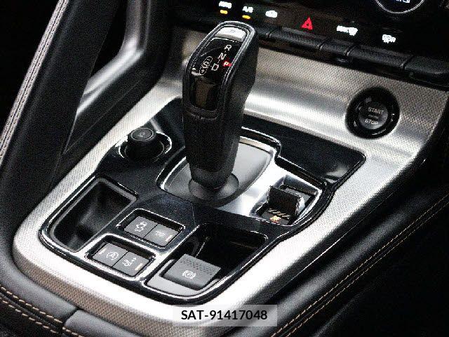 Jaguar F-TYPE 2017-04 8528546-21