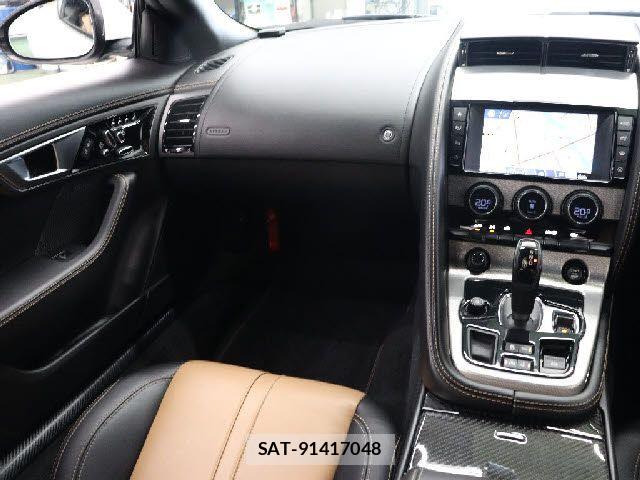 Jaguar F-TYPE 2017-04 8528546-22