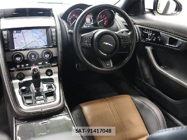 Jaguar F-TYPE 2017-04 8528546-23