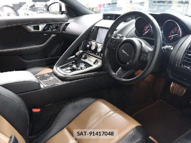 Jaguar F-TYPE 2017-04 8528546-3