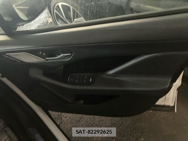 Jaguar I-Pace 2020-12 6264521-16