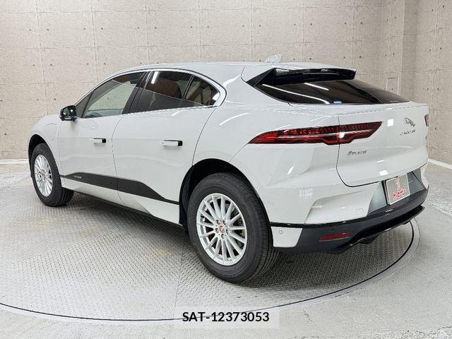 Jaguar I-Pace 2020-11 8074126-10
