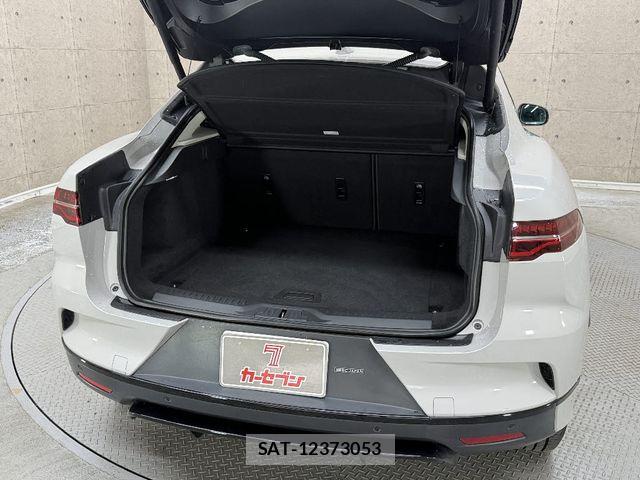 Jaguar I-Pace 2020-11 8074126-12