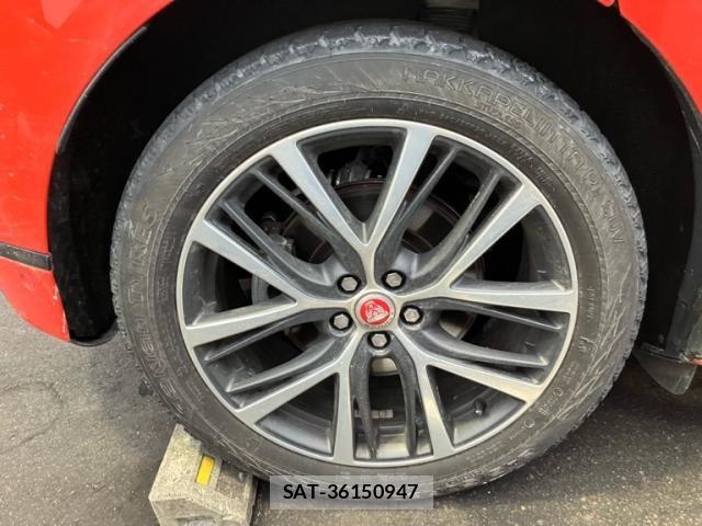 Jaguar I-Pace 2019-07 8130648-12