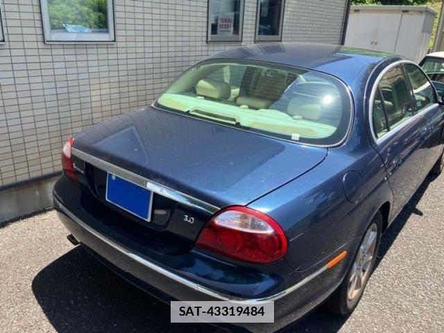 Jaguar S-TYPE 2006-03 7979558-2
