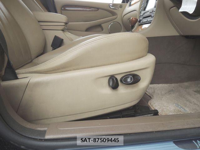 Jaguar X-Type 2007-03 8659580-12